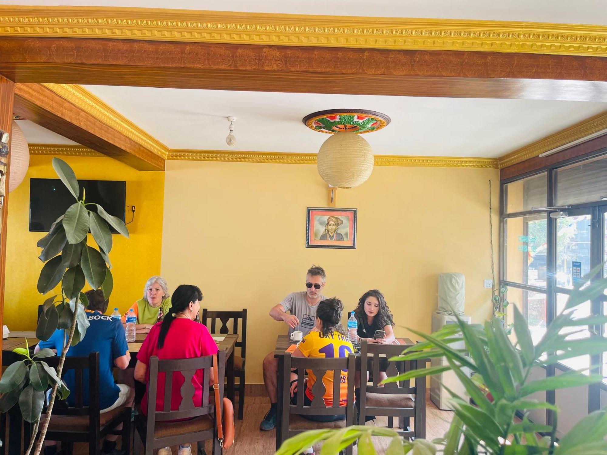 Hotel Everest Window View Nagarkot Exterior photo